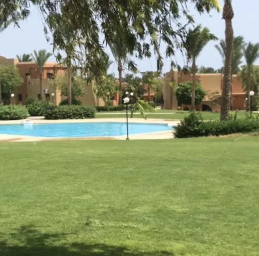 Stella Makadi Palace *
